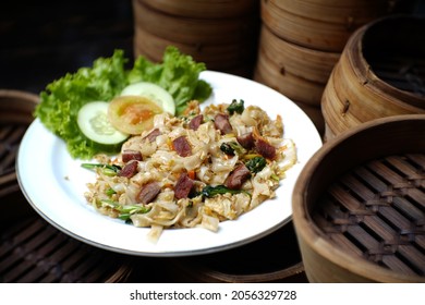 Kwetiau Goreng  Fried Flat Rice Noodles Is Another Popular Dish In Indonesia. It Was Brought By  Chinese Immigrants. 