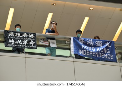 KwunTong/HongKong-29May2020: People In Apm Shopping Mall Holding Flag,to Protest The Failed State,gangster Police Thug & China National Security Law Which Break 1 Country 2 System.Support Independence