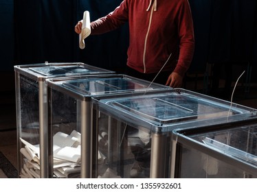 KYIV, UKRAINE - Mar 31, 2019: Elections In Ukraine. Election Of President Of Ukraine At One Of The Polling Stations. The Process Of Voting At A Polling Station.