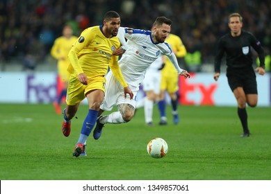 KYIV, UKRAINE - MARCH 14, 2019: Amazing Spectacular Beautiful Run With Terrific Dribbling By  Ruben Loftus­-Cheek Pressured By Tamas Kadar. Europa League. Dynamo Kyiv - Chelsea