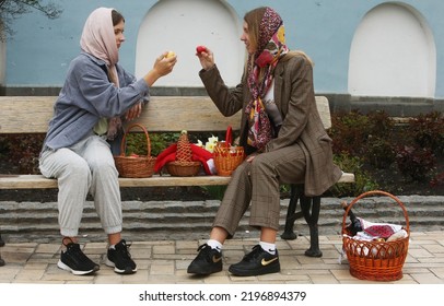 KYIV, UKRAINE - MAY 2, 2021:Easter Holiday Near Vladimir Cathedral.