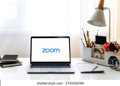 Kyiv, Ukraine - May 25, 2020. Zoom Application. Application For Video Conferencing, Online Communication With Friends And Family. Remote Communication. Zoom Icon On A White Screen Of Macbook