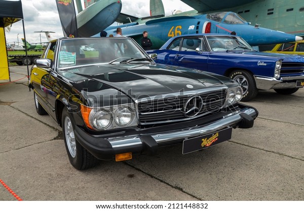KYIV, UKRAINE\
MAY 29 2021: old car land festival. The old elegant model of\
Mercedes-Benz 1979 450SL 2 doors sedan with V8 engine and automatic\
gearbox at retro car\
exhibition
