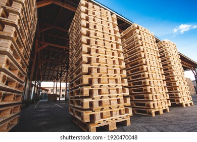 622 Euro pallets outdoors Images, Stock Photos & Vectors | Shutterstock