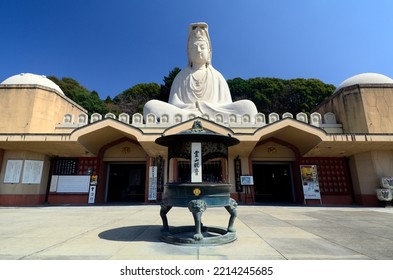 Kyoto, Japan., Asia - 03.28.2014: Kodaiji Temple, Detail Of Ryozen Kannon Statue - 24 M High War Memorial Commemorating Those Dead Of The Pacific War In World War II