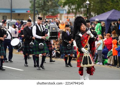 La Crosse, Wisconsin USA - October 5th, 2022: La Crosse Bagpipes And Drums Scottish Band Marched In Oktoberfest Parade.