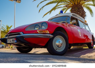 La Grande Motte France - April 5th 2021 - Citroën DS Ambulance Parked Under Palm Trees In The South Of France