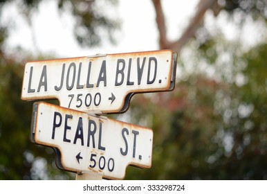La Jolla street sign