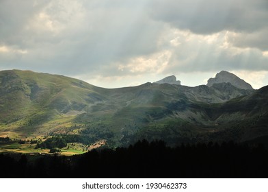 La Joue du Loup, massif du Dévoluy, Hautes-Alpes, France