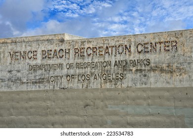 LA Los Angeles Venice Beach Recreation Center Wall