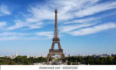 La Tour Eiffel Images Stock Photos Vectors Shutterstock