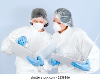 Lab Girls 03 - Powered by Shutterstock