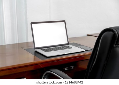 labtop computer on table in office