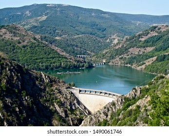 Lac De Villefort, Cévennes, France