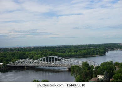 5 Lachapelle Bridge Images, Stock Photos & Vectors 