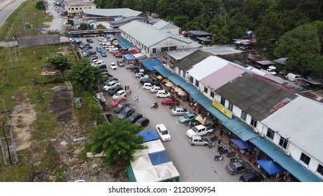 Lachau, Sri Aman, Sarawak - 1.29.2022 At 10:58 Am Ariel Footage Of A Beautiful Small Town Call Lachau, Located Along The Main Highway To Sibu, Bintulu And Miri, Well Known Stopovers For Traveler.