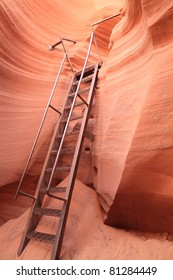 Ladder Into Lower Antelope Canyon Year Page, Arizona