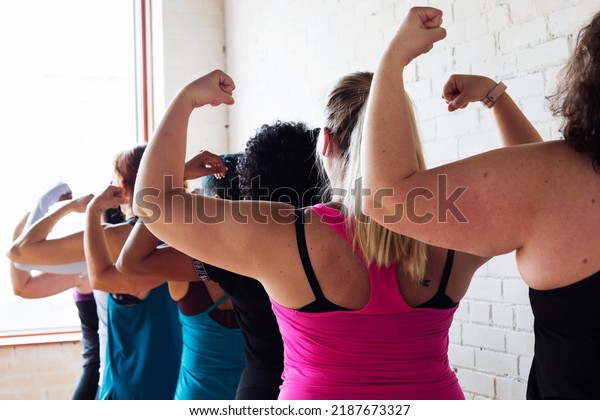 ladies fitness\
Women\'s Fitness\
Demonstration