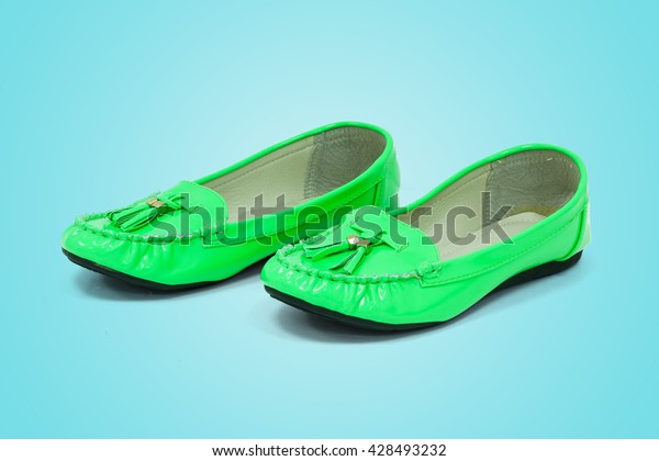 ladies green flat shoes
