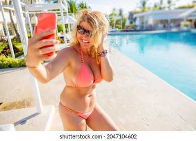 Mature Sexy Selfie