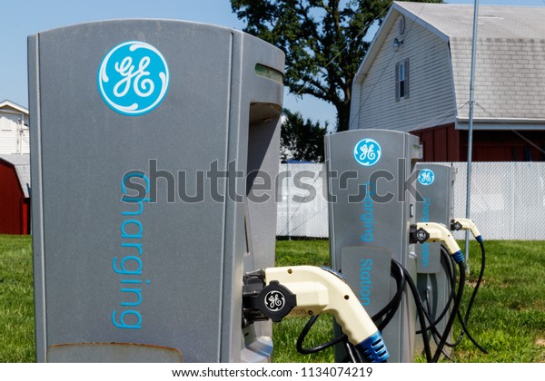 Lafayette - Circa July 2018: GE Electric\
Vehicle Charging Station. The General Electric charging station\
offers recharging of electric vehicles\
V