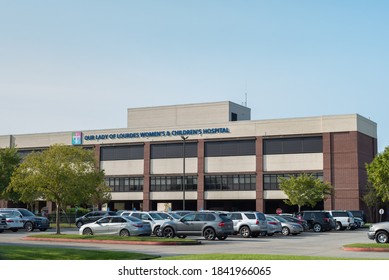 LAFAYETTE, L.A. / USA - OCTOBER 3, 2020: Our Lady Of The Lake Women's & Children's Hospital, Exterior Building, Logo, And Signage, Located In Lafayette, South Louisiana.