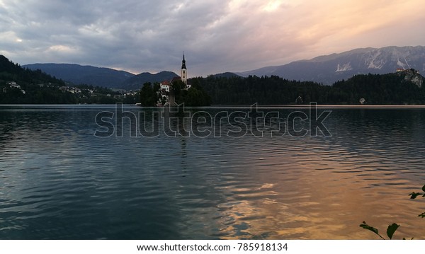 Lago Bled Al Atardecer Eslovenia Stock Photo Edit Now