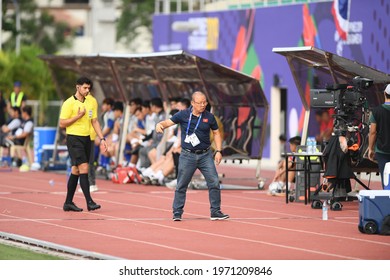 Laguna-Philippine-5dec2019:Park Hang Seo Head Coach Of Vietnam During SEAGAMES 2019 Between Thailand Against Vietnam At Binan Football Stadium,philippine