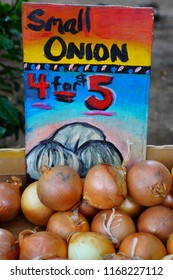 LAHAINA, HI -31 MAR 2018- Colorful  Fruit And Vegetable Labels At A Road Stand Produce Market In Maui, Hawaii.