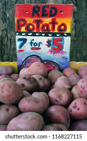 LAHAINA, HI -31 MAR 2018- Colorful  Fruit And Vegetable Labels At A Road Stand Produce Market In Maui, Hawaii.