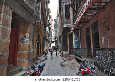 Lahore, Pakistan - 27 Mar 2021: The Vintage Street In Lahore, Punjab Province, Pakistan