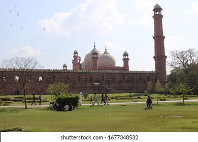 Lahore / Pakistan – March 20 2020: Badshahi Mosque, Grand Mosque Of The Old Mughal Dynasty, Culture Of Lahore Pakistan