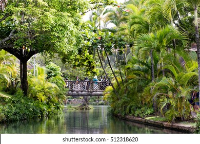 Laie, HI: October 5, 2016: Polynesian Culture Center On The Island Of Oahu. The Polynesian Culture Center Opened In October 12, 1963.