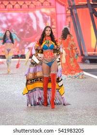 Lais Ribeiro Walks In The Victoria's Secret Fashion Show In Paris, France On November 30, 2016