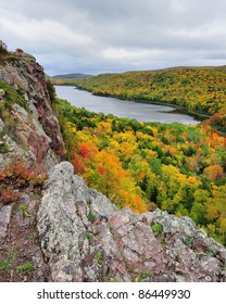 Lake Of The Clouds , Porcupine Mountains State Park , USA