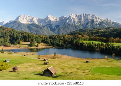 Lake Geroldsee, an alpine lake between Garmisch-Partenkirchen and Mittenwald with Karwendel mountains in the background, Gerold, Bavaria, Germany 
