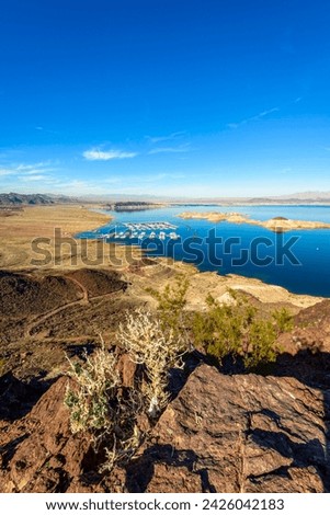 Lake Mead Lakeview Overlook, view over the lake and Lake Mead Marina, near Hoover Dam, Boulder City, formerly Junction City, Nevada, USA
