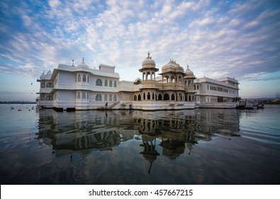 Lake Palace Udaipur At Dawn