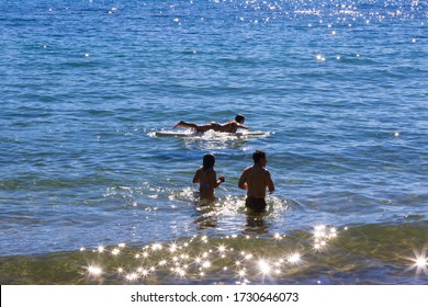 LAKE TAHOE, NEVADA, USA - AUG 12,2019: People Swimming And Enjoying The Beach During The Summer In The Lake.