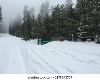 Lake Tahoe Snow Storm Of 2016-snowmobiling