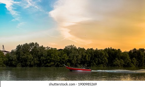 Lake View Sunset In Klang Valley, Klang July 2019