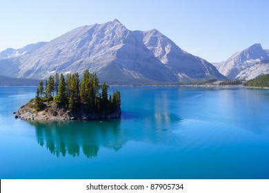 Lake Views In The Canadian Rockies