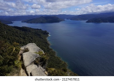 Lake Waikaremoana, Te Urewera - New Zealand