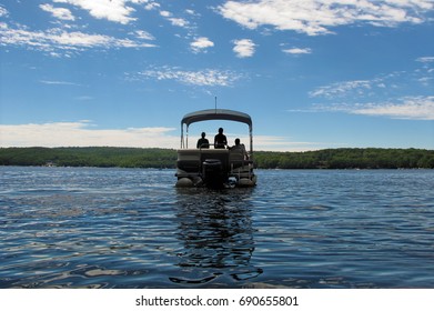 Imagenes Fotos De Stock Y Vectores Sobre Poconos Summer