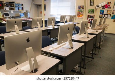 LAKEWOOD, WASHINGTON/UNITED STATES- MAY, 1: A classroom filled with computers on the Clover Park Technical College campus May 1, 2014. - Shutterstock ID 257320447