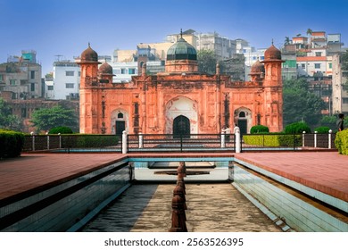 Lalbagh Fort Historic Mughal Landmark
Lalbagh Fort, a 17th-century Mughal fort in Dhaka, features stunning architecture, gardens, and historic structures. A symbol of Bangladesh's rich Mughal heritage - Powered by Shutterstock