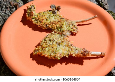 Lamb Ribs With Pistachio Crust