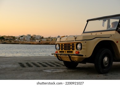 LAMPEDUSA, SICILY, ITALY, CIRCA AUGUST, A Family On A Citroen Mehari, A Typical Beach Car In The Island Of Lampedusa On 2022.