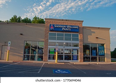 Lancaster, Pa./USA-July 6, 2020: Sherwin-Williams Company Is An American Fortune 500 Company In The General Building Materials Industry. 