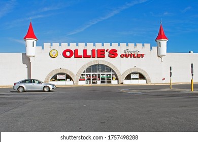 Lancaster, Pa./USA-June 16, 2020: Ollies Bargain Outlet Is 